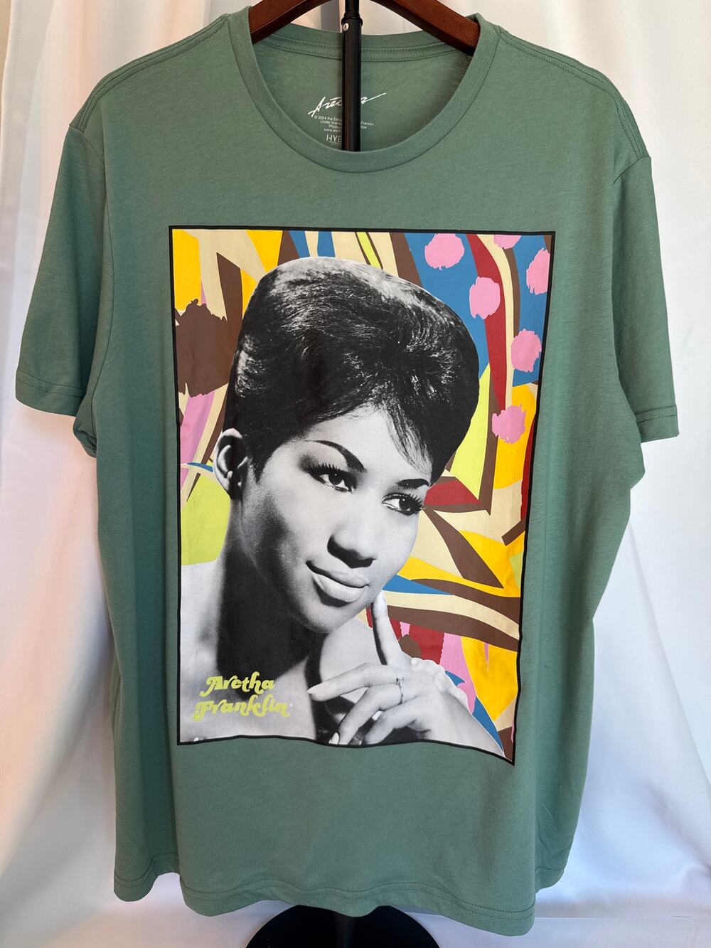 Aretha Franklin “Queen of Soul” Graphic T-Shirt – Size XL – Teal